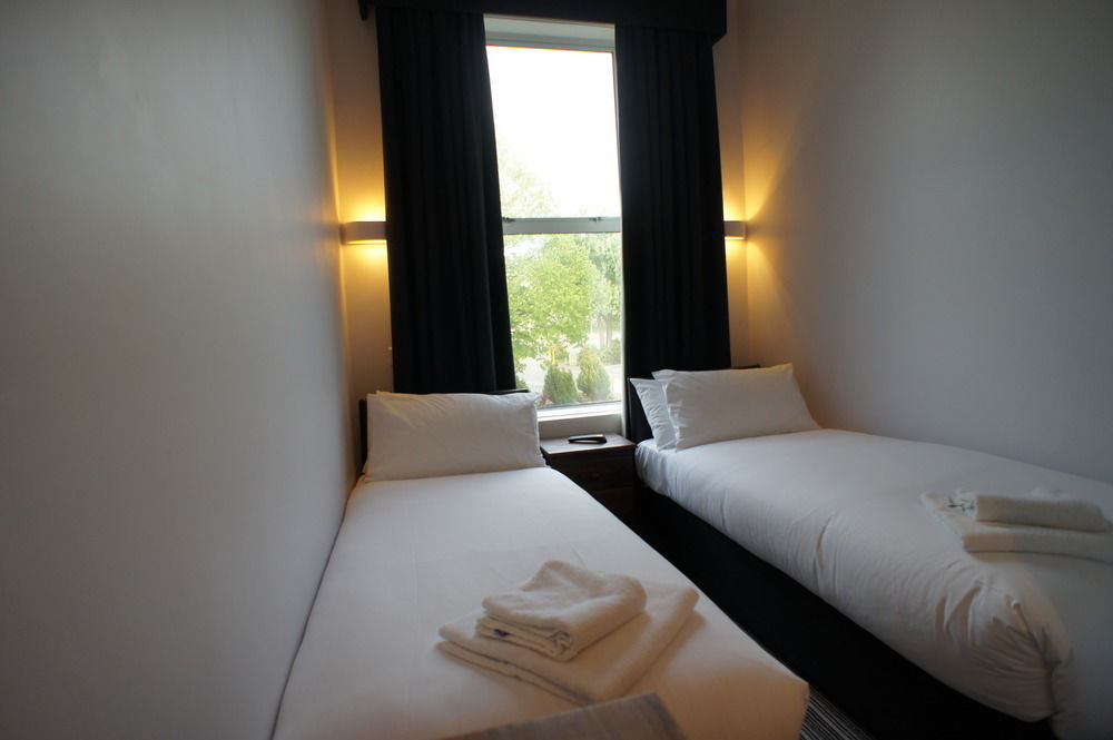 Applewood Hotel Борнмут Екстер'єр фото